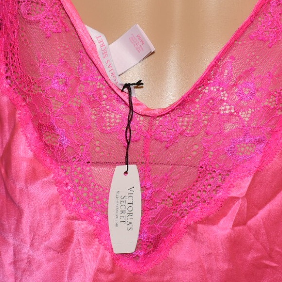 Victoria Secret Lingerie - Picture 3 of 7